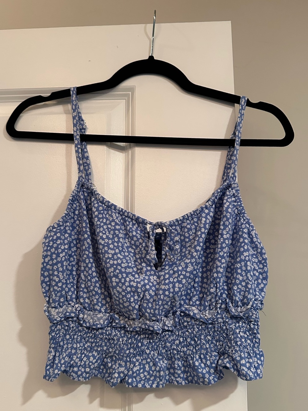 Wild Fable Medium Blue Floral Tie-Front Crop Top